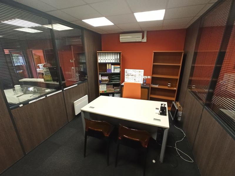 Bureau - 270 m²