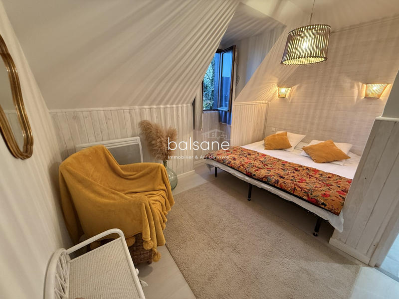 Maison - 142 m² - 7 pièces