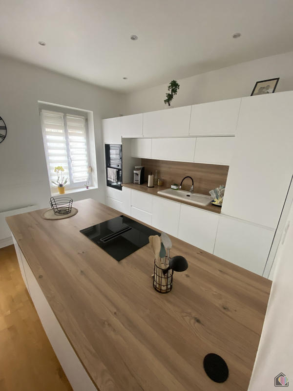 Appartement - 97 m² - 4 pièces