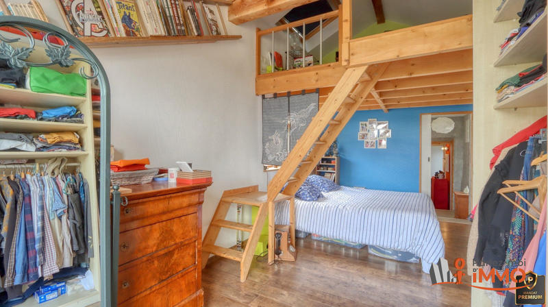 Maison - 140 m² - 7 pièces