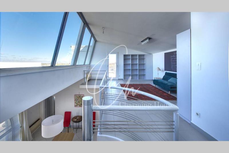 Appartement - 210 m² - 5 pièces