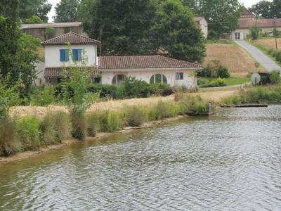 Villa - 195 m² - 6 pièces