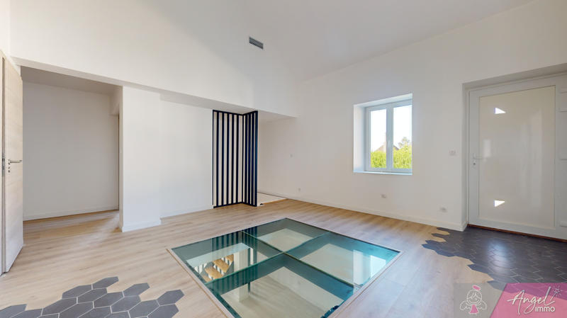 Maison de village - 192 m² - 8 pièces