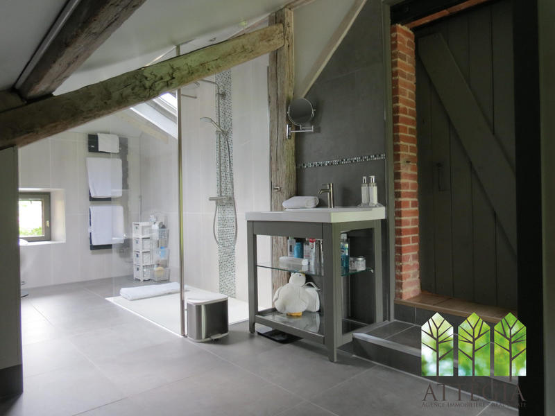 Maison - 170 m² - 6 pièces