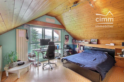 Maison - 273 m² - 10 pièces