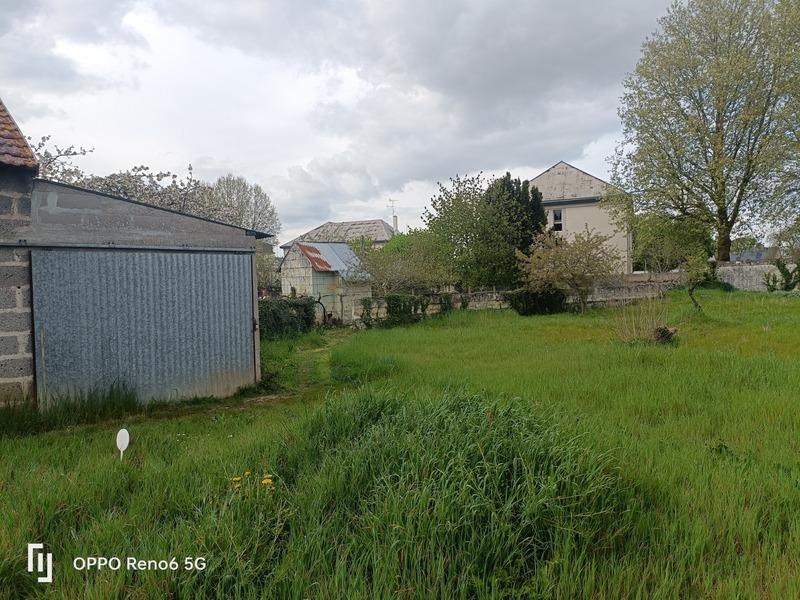 Terrain constructible - 805 m²