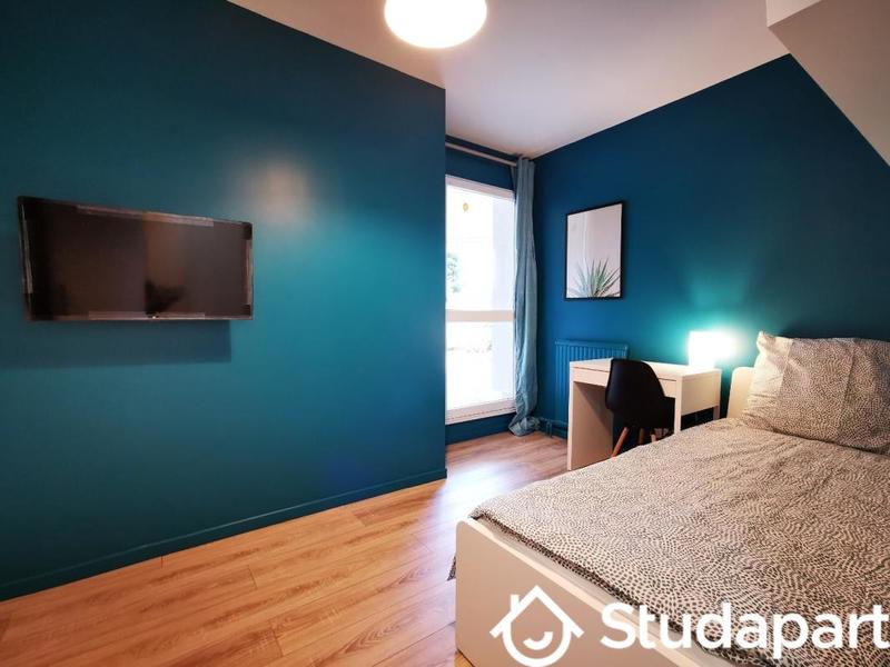 Chambre - 10 m² - 1 pièce