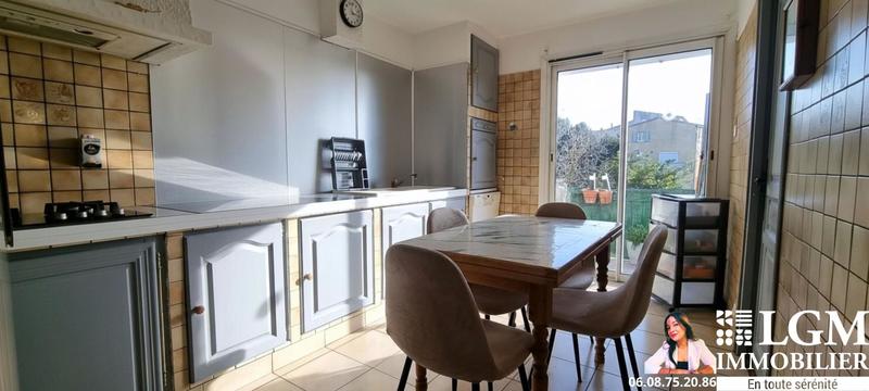 Appartement - 83 m² - 4 pièces