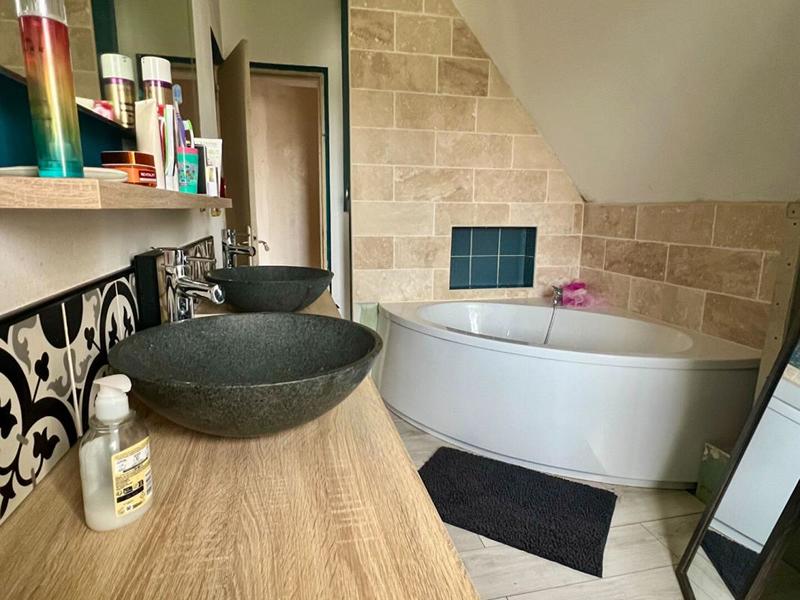 Maison - 111 m² - 5 pièces