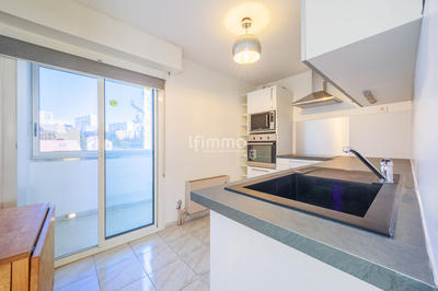 Appartement - 85 m² - 4 pièces