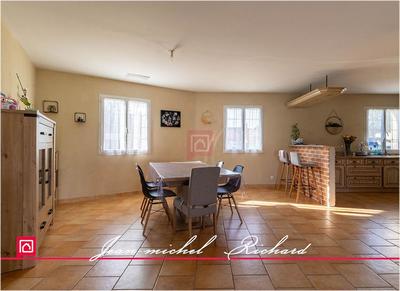Maison - 146 m² - 6 pièces