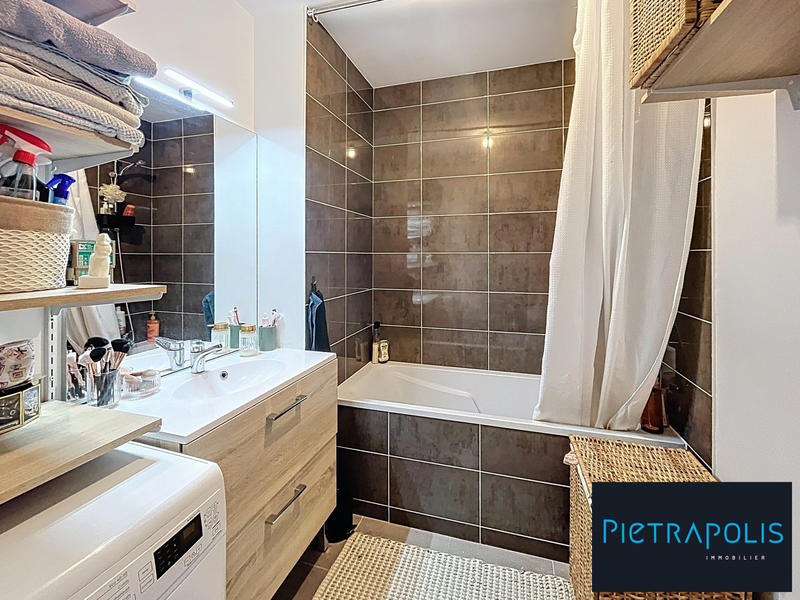 Appartement - 57 m² - 3 pièces