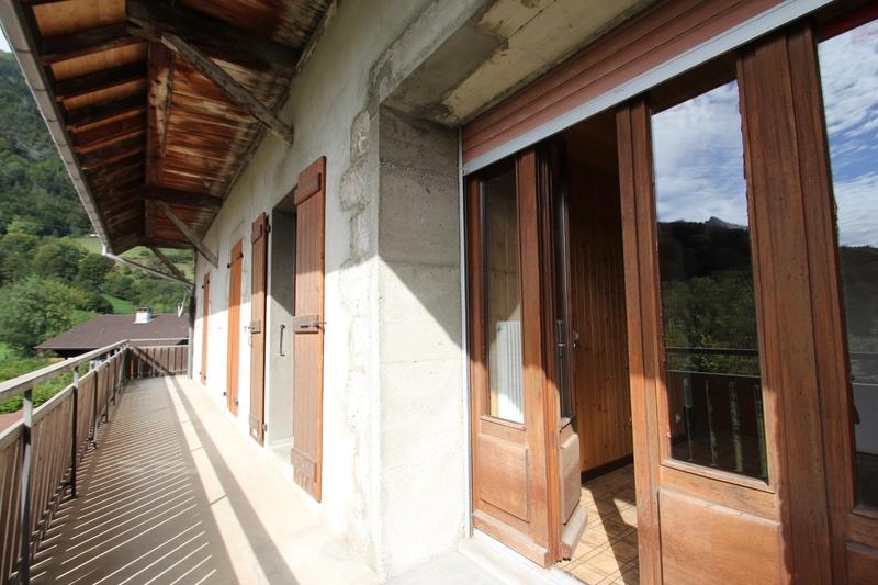 Appartement ancien - 88 m² - 4 pièces