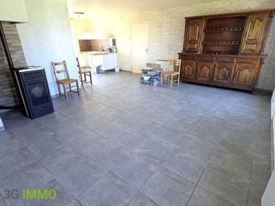 Maison - 90 m² - 3 pièces