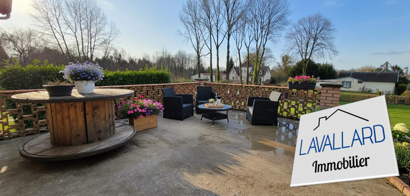 Maison traditionnelle - 131 m² - 6 pièces