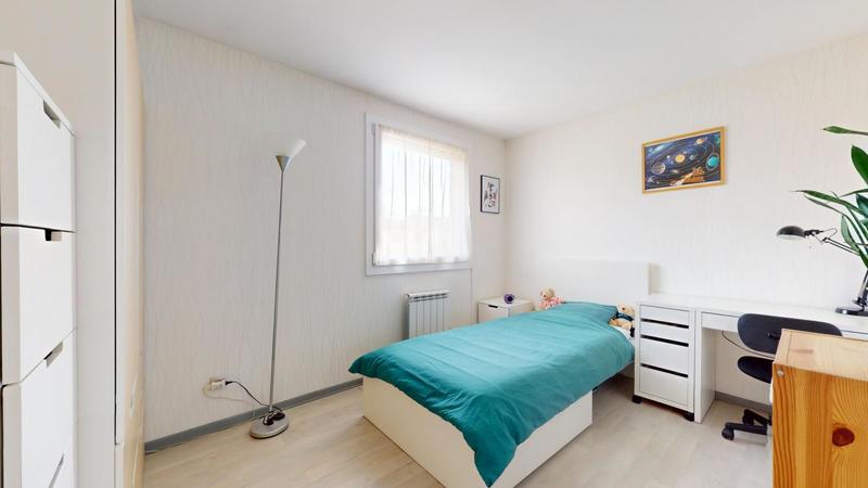 Pavillon - 90 m² - 4 pièces