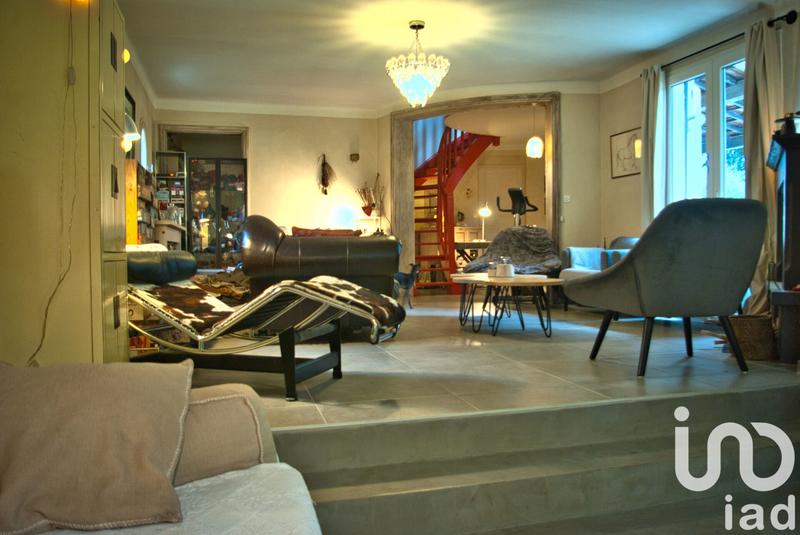 Maison - 188 m² - 8 pièces