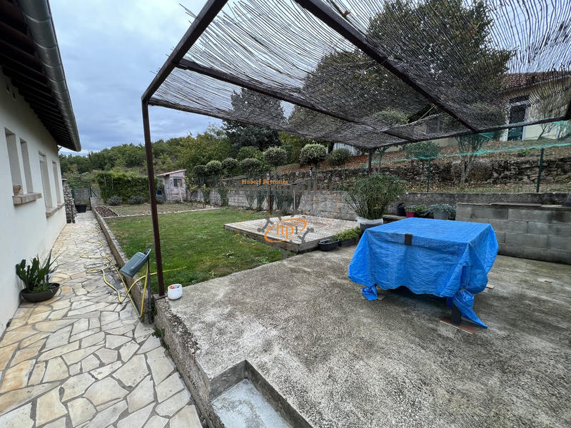 Maison - 86 m² - 4 pièces