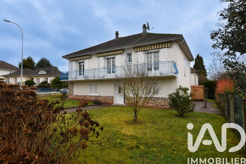 Maison - 152 m² - 7 pièces