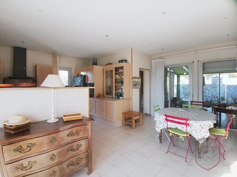 Maison - 180 m² - 5 pièces