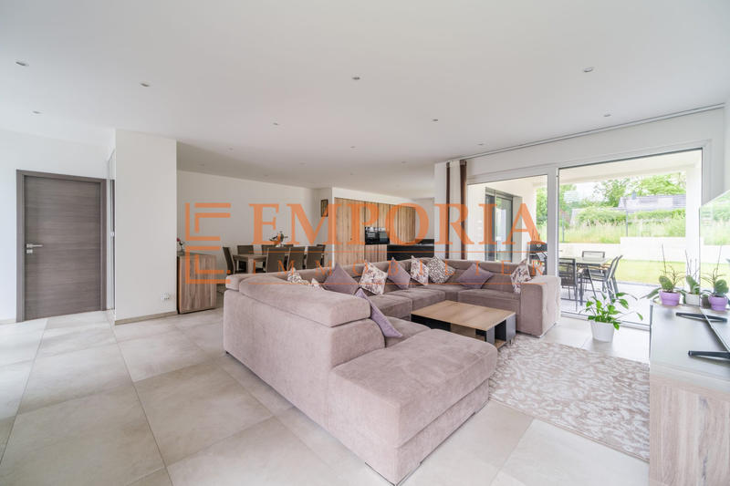 Maison - 136 m² - 5 pièces