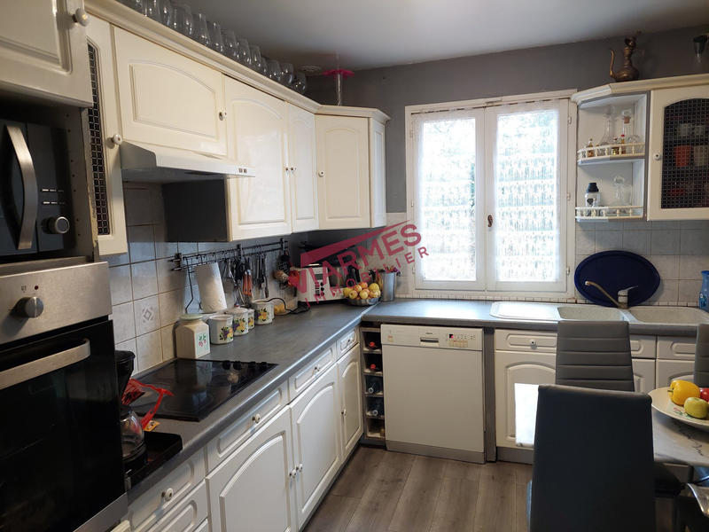 Maison traditionnelle - 107 m² - 5 pièces