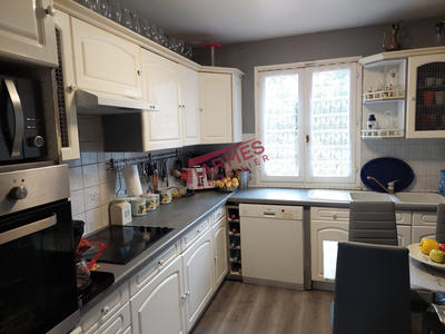 Maison traditionnelle - 107 m² - 5 pièces