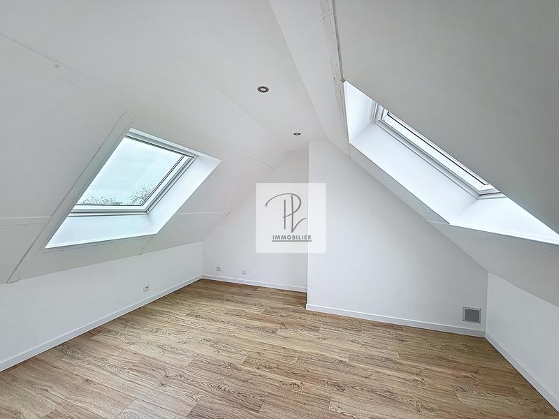 Maison - 150 m² - 8 pièces