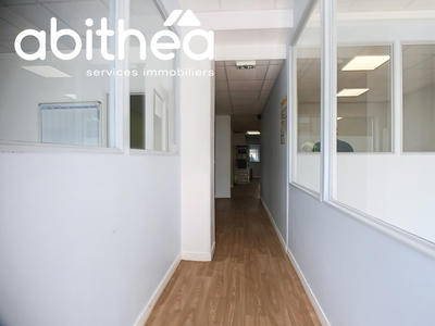 Local commercial - 175 m²