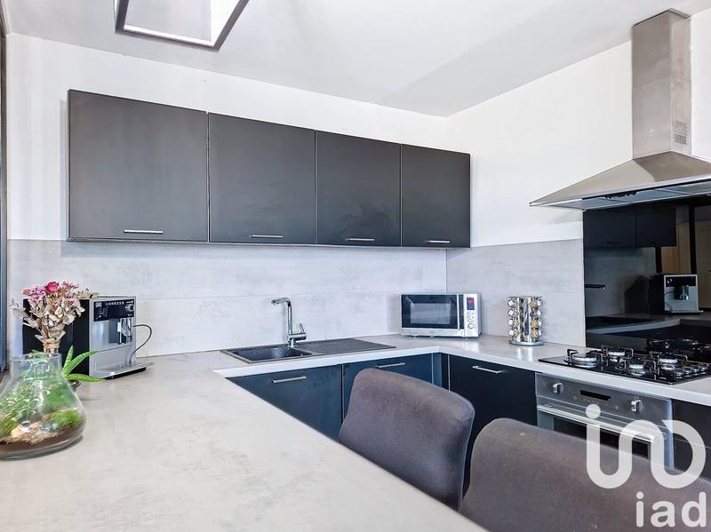 Appartement - 81 m² - 3 pièces