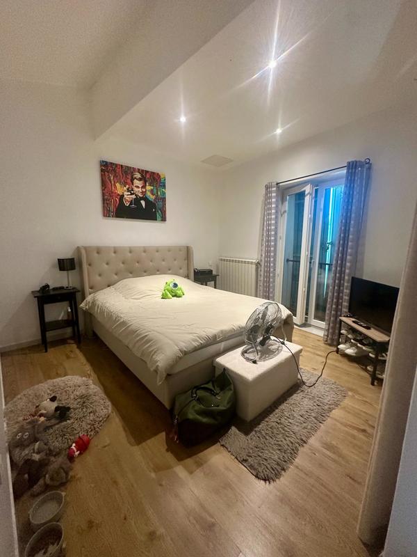 Maison - 193 m² - 9 pièces