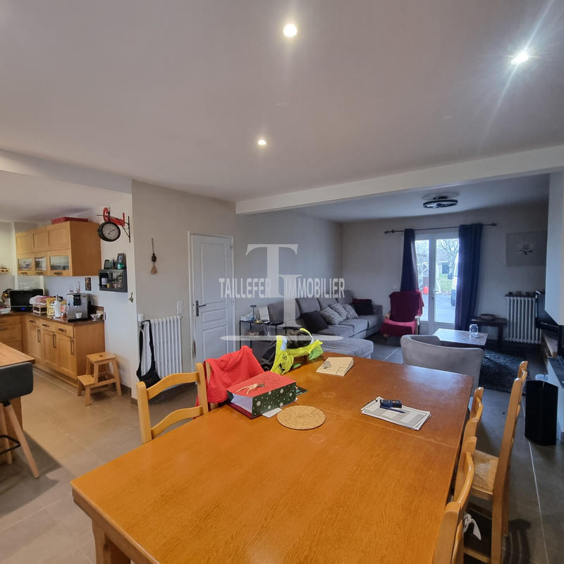 Maison - 159 m² - 8 pièces