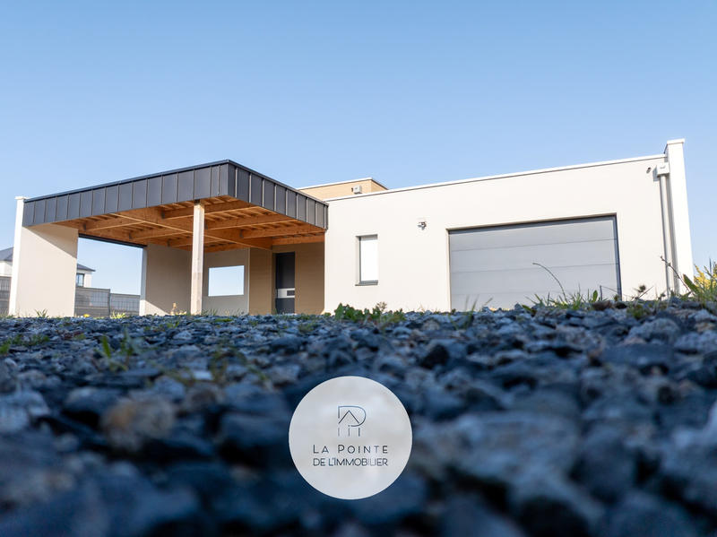 Maison - 162 m² - 9 pièces