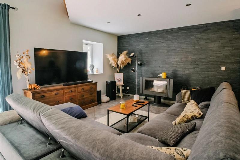 Maison - 180 m² - 6 pièces