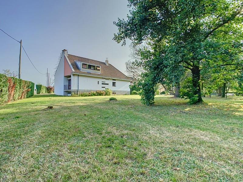 Maison - 200 m² - 7 pièces