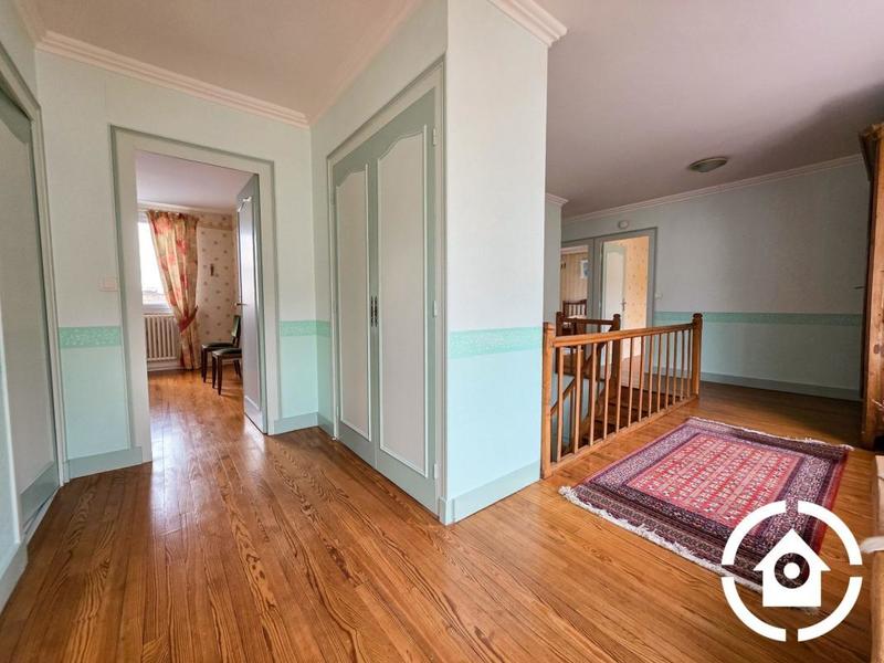 Maison - 147 m² - 7 pièces