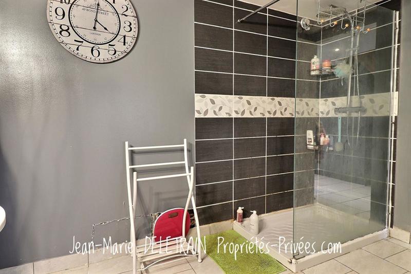 Maison - 258 m² - 7 pièces