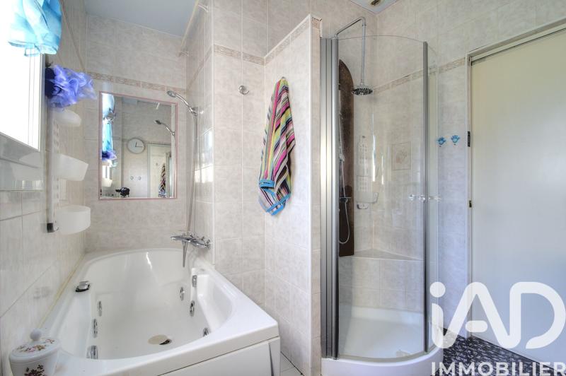 Maison - 294 m² - 8 pièces