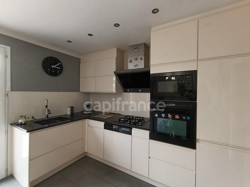 Maison - 126 m² - 5 pièces