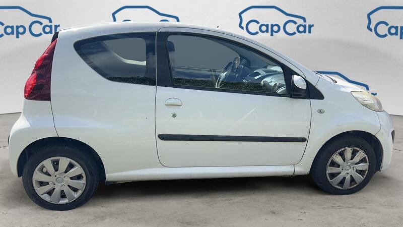 Peugeot 107 1.0 68 Serie 64