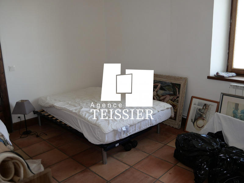 Maison - 286 m² - 9 pièces