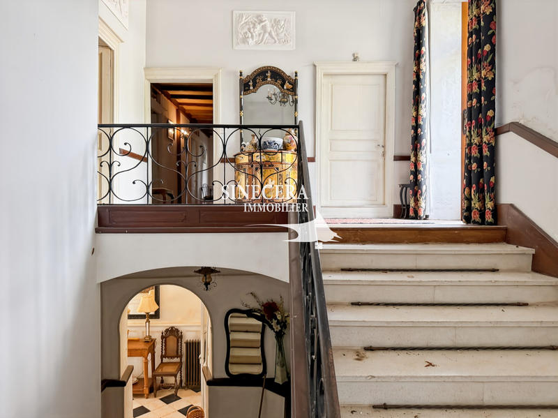 Château - 600 m² - 19 pièces