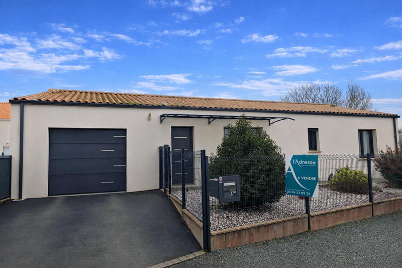 Maison - 98 m² - 4 pièces