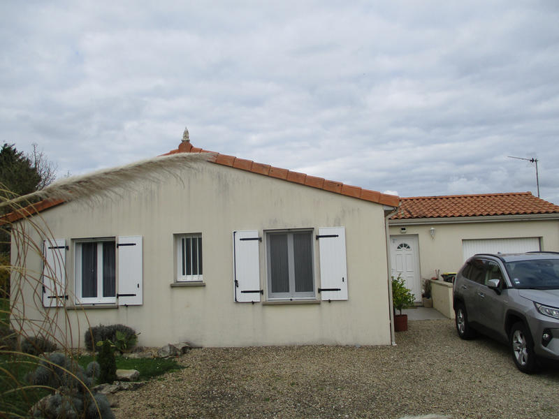 Maison - 85 m² - 4 pièces