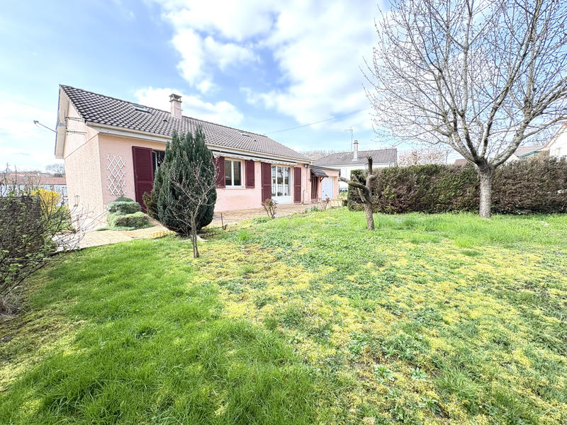 Maison - 103 m² - 4 pièces