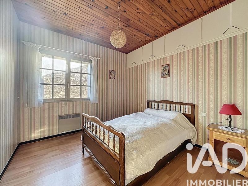 Maison - 253 m² - 8 pièces