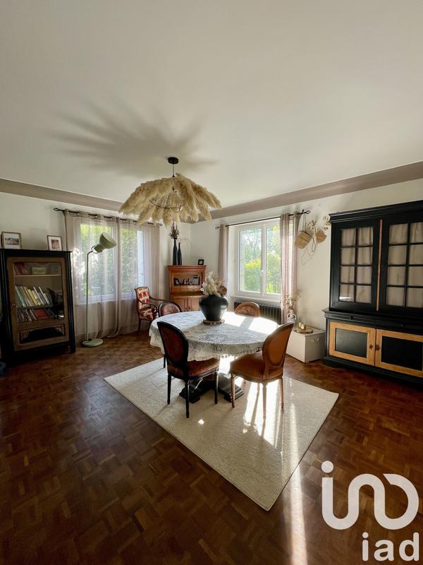 Maison - 177 m² - 7 pièces