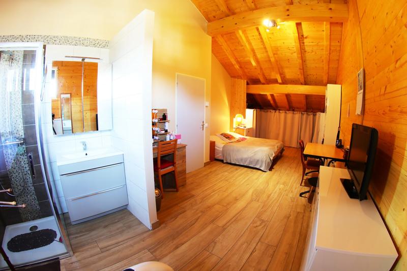 Châlet - 206 m² - 11 pièces