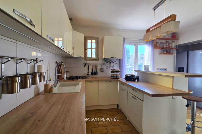 Maison - 102 m² - 4 pièces
