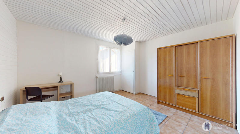 Appartement - 121 m² - 6 pièces